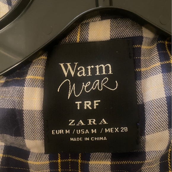 ZARA double layered puffer vest. - Picture 3 of 3